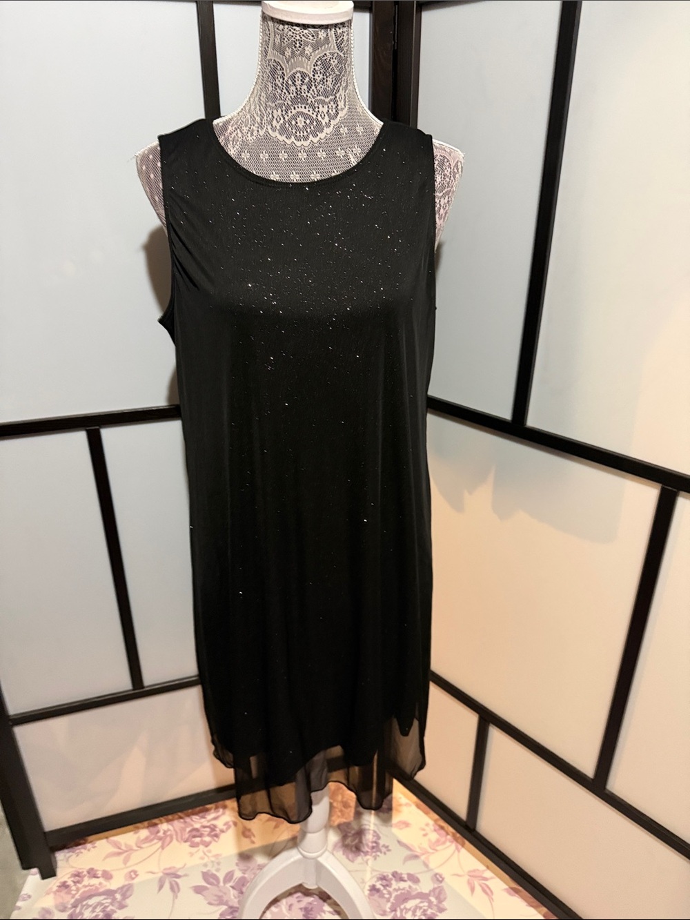 Annalee + Hope Black Sparkle Sleeveless Mini Shift